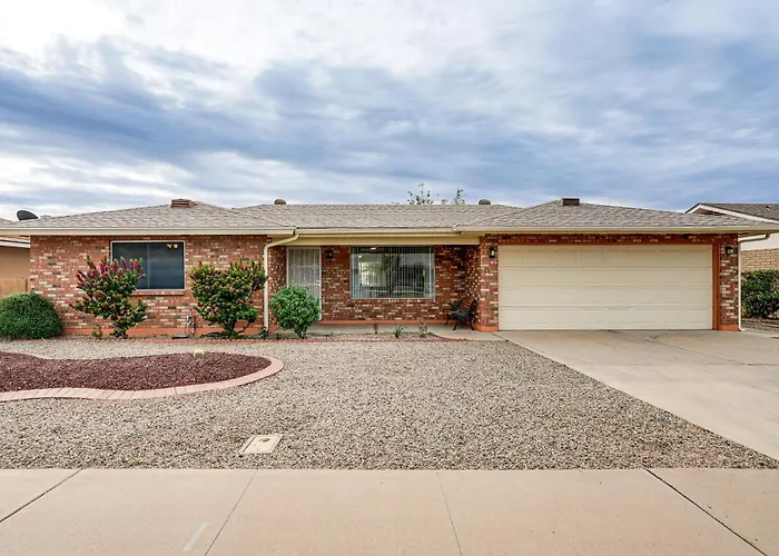 Close To Golf! 55-plus Snowbird Escape In Mesa